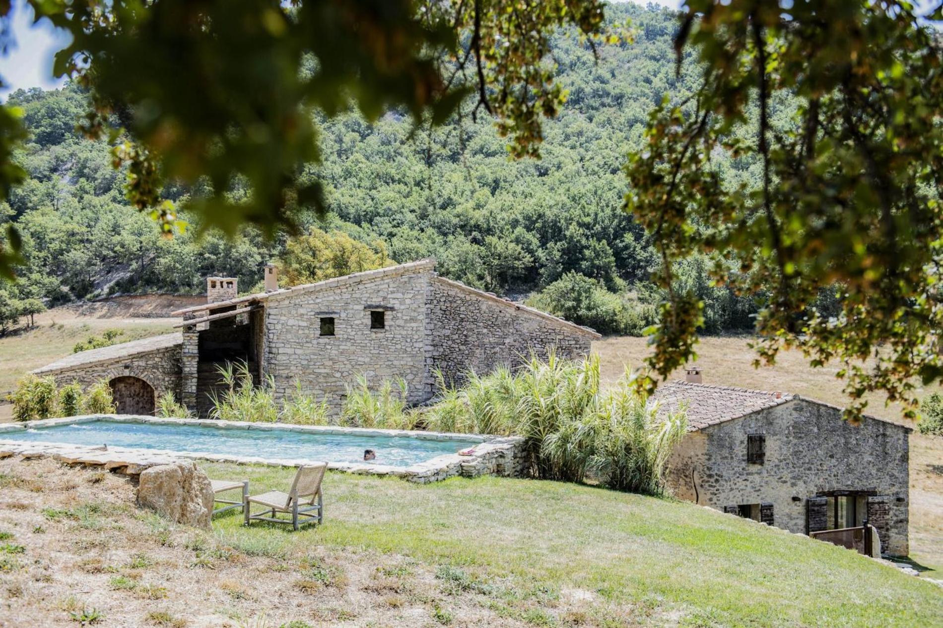 Le Domaine Du Castellas Sivergues Dış mekan fotoğraf